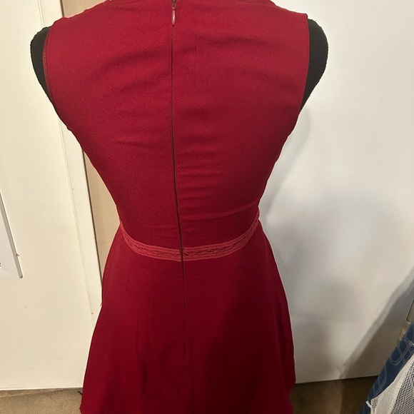 Lulus Red Dress Lace Detail XS - Picture 2 of 3